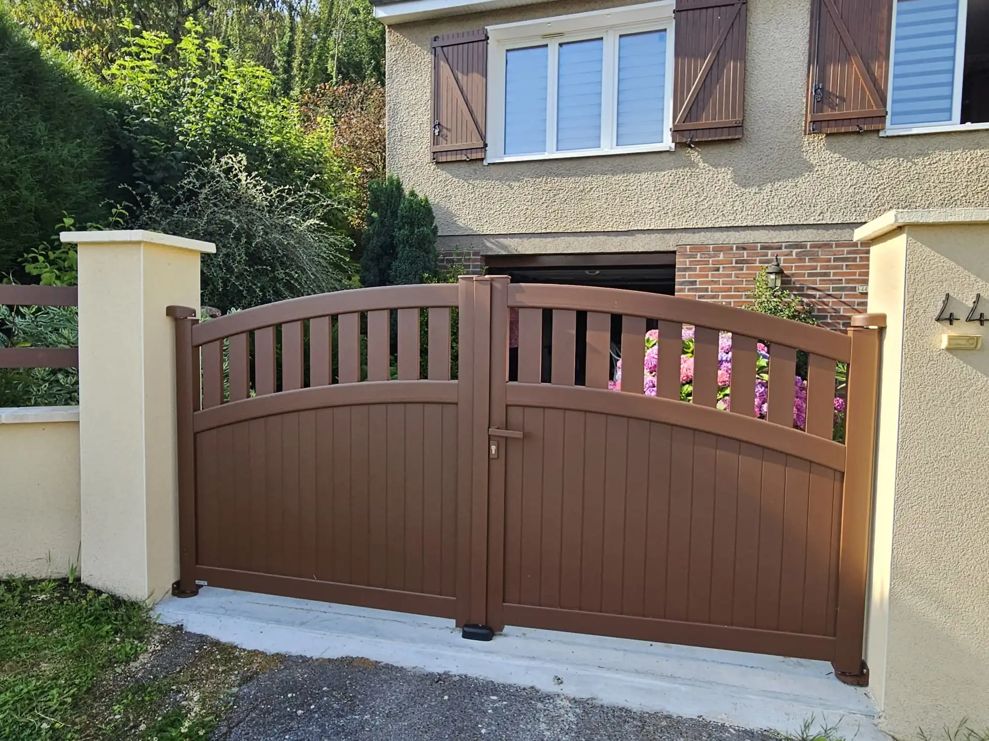 Structure pergola autoportée
